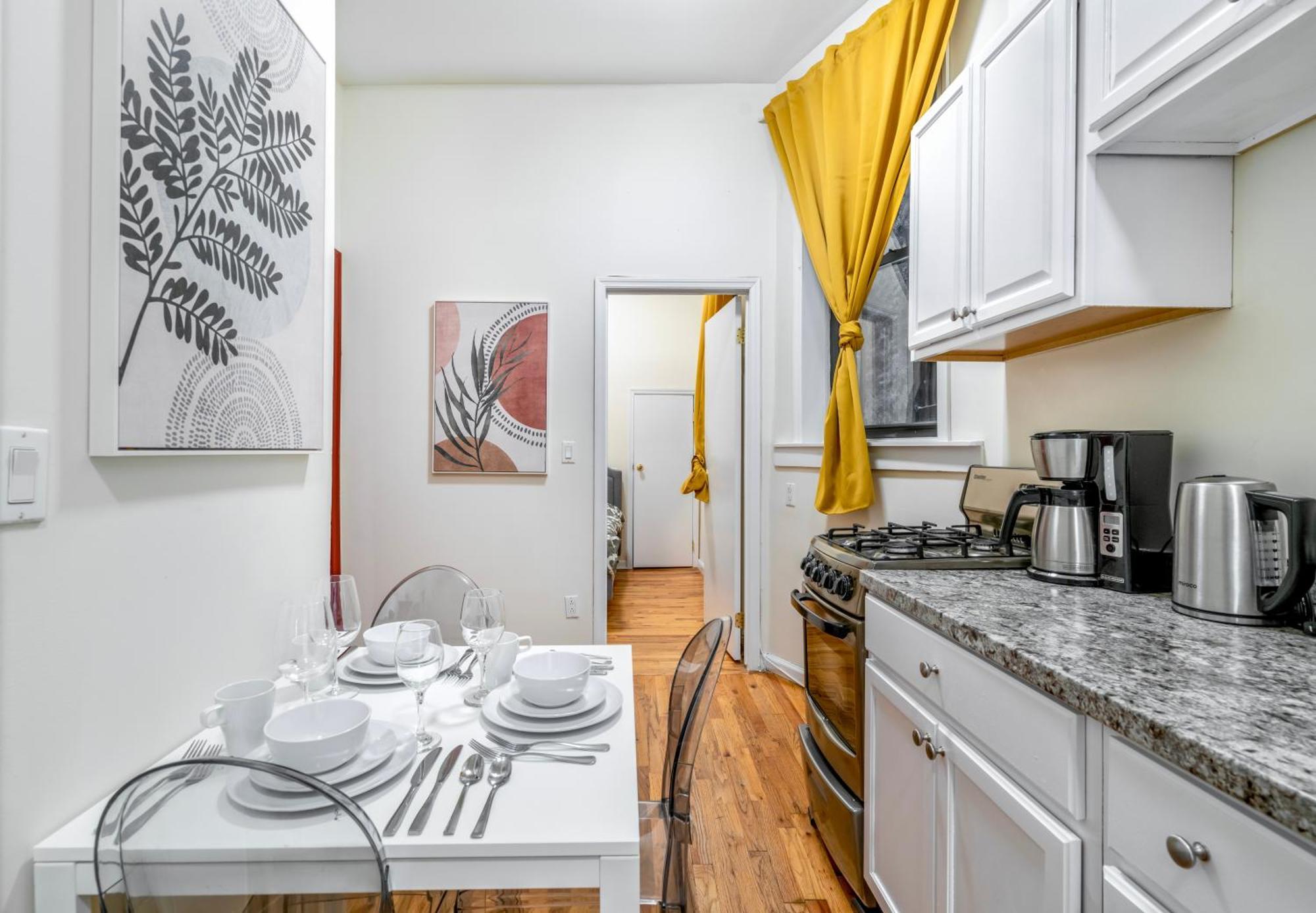 2 Bedroom Hidden Upscale Oasis Nova York Exterior foto